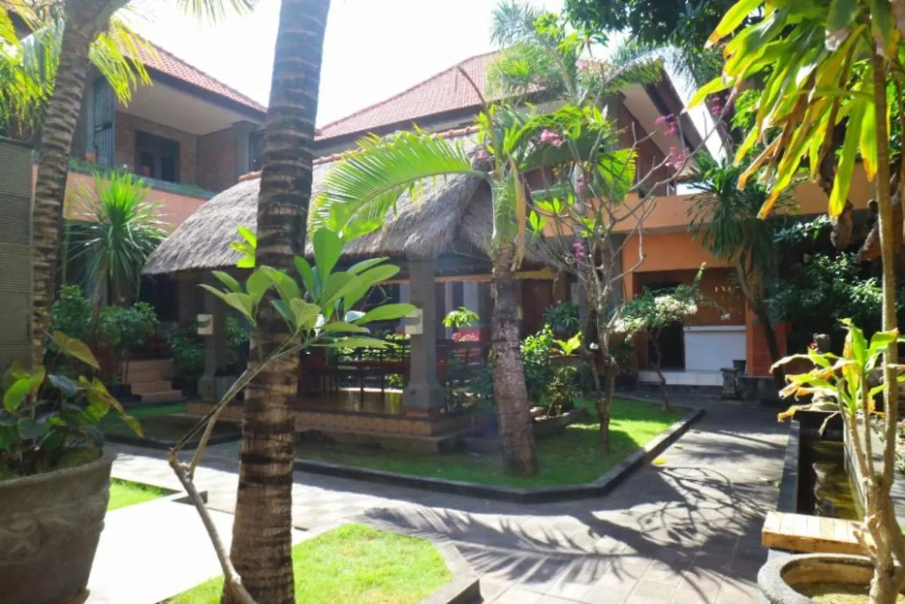Kedin'S Inn Denpasar  Hotel